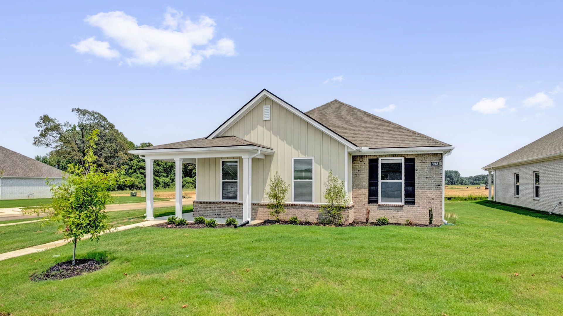 Exterior:Elevation Image 0.