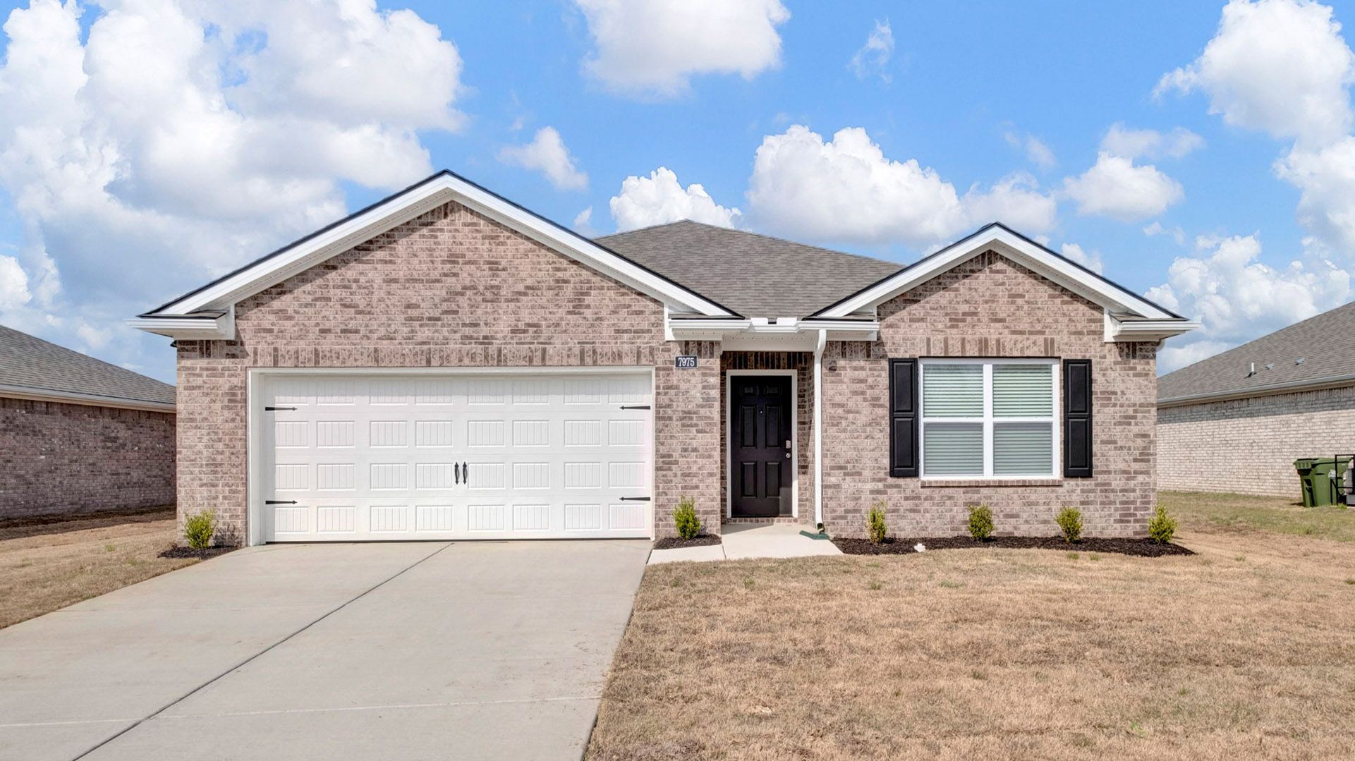 Exterior:Elevation Image 0.