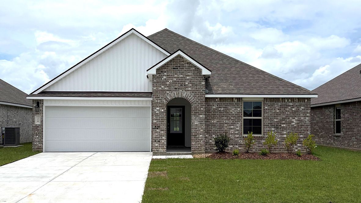 Exterior:Elevation Image 0.