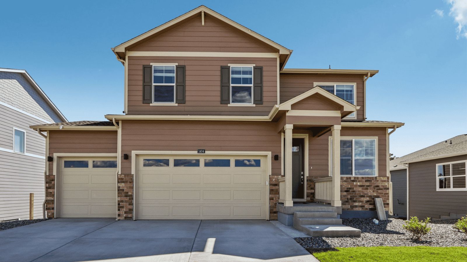 Exterior:Elevation Image 0.