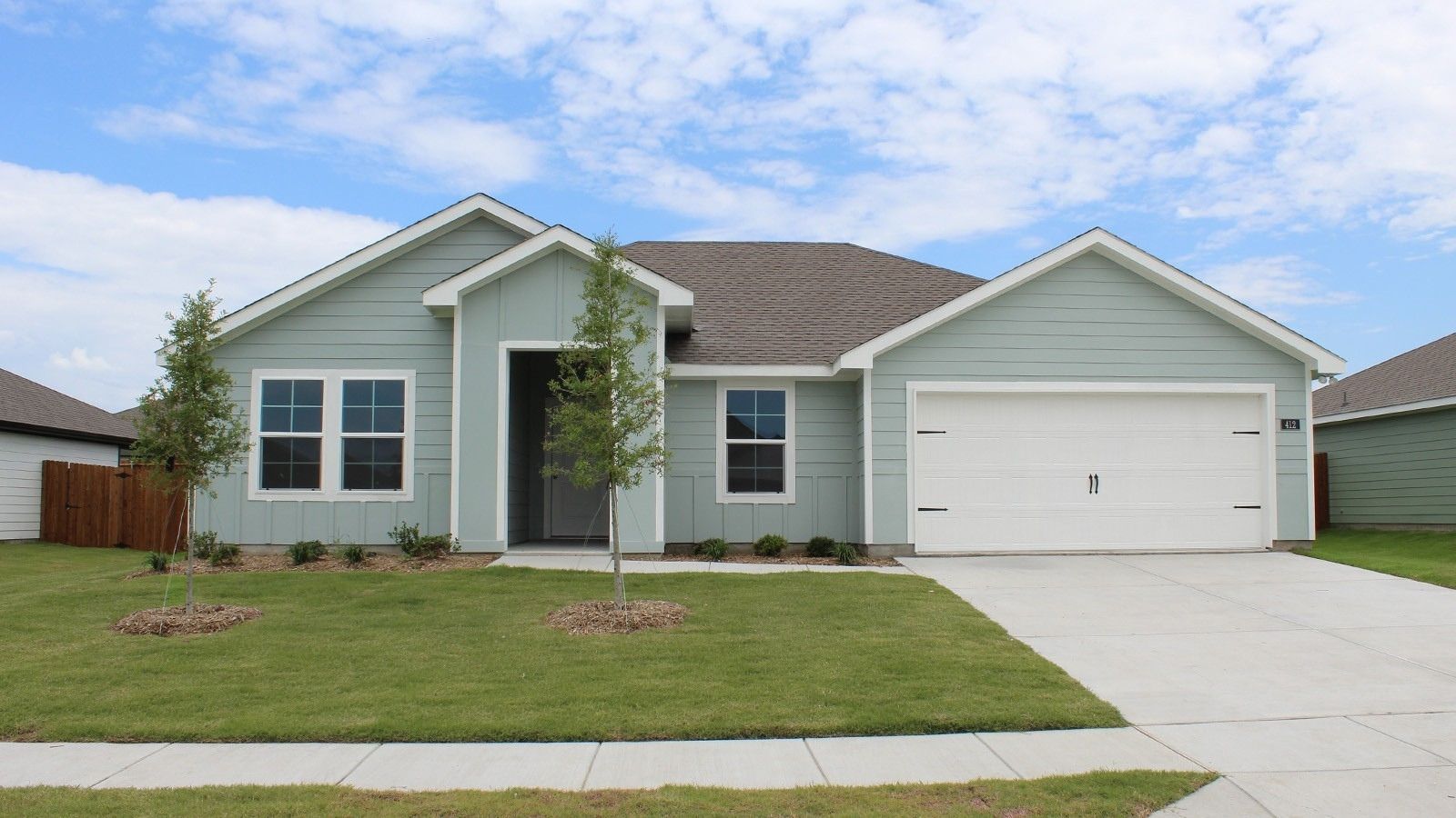 Exterior:Elevation Image 0.