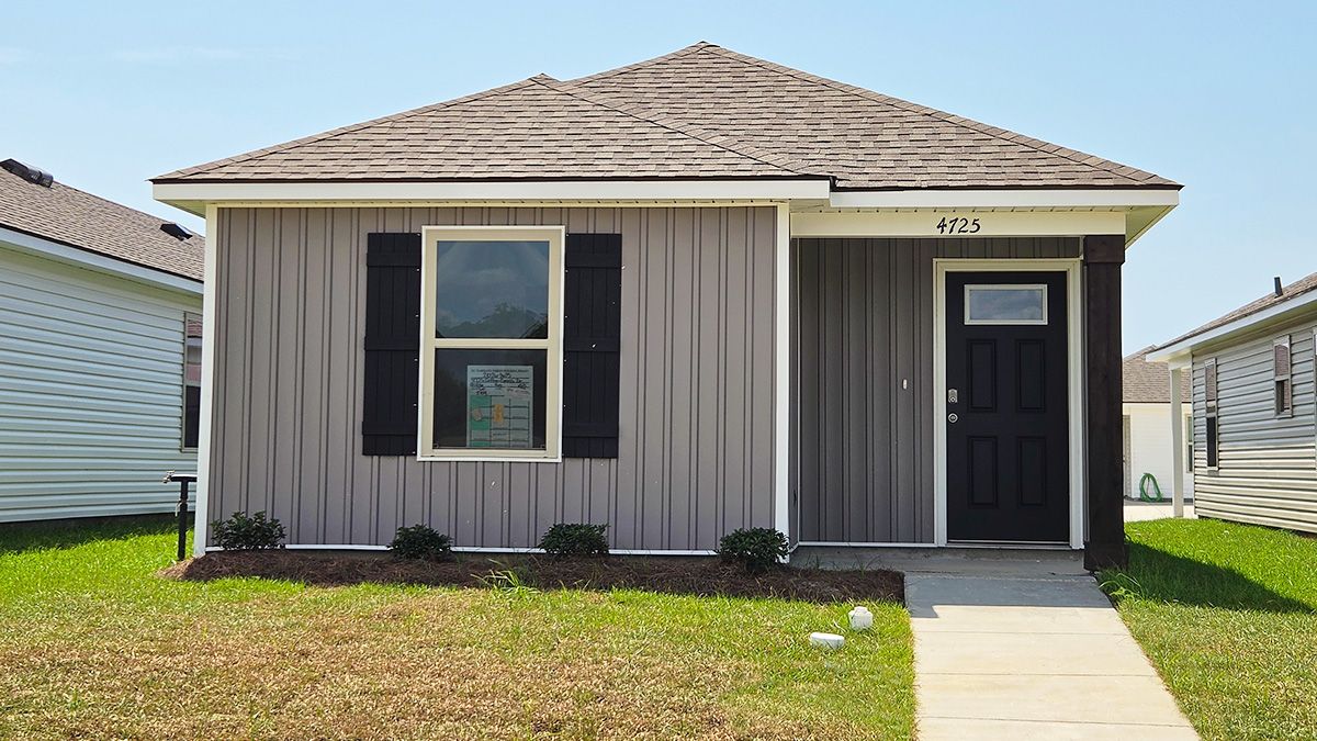 Exterior:Elevation Image 0.