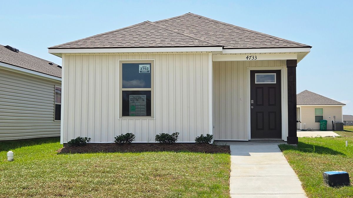 Exterior:Elevation Image 0.