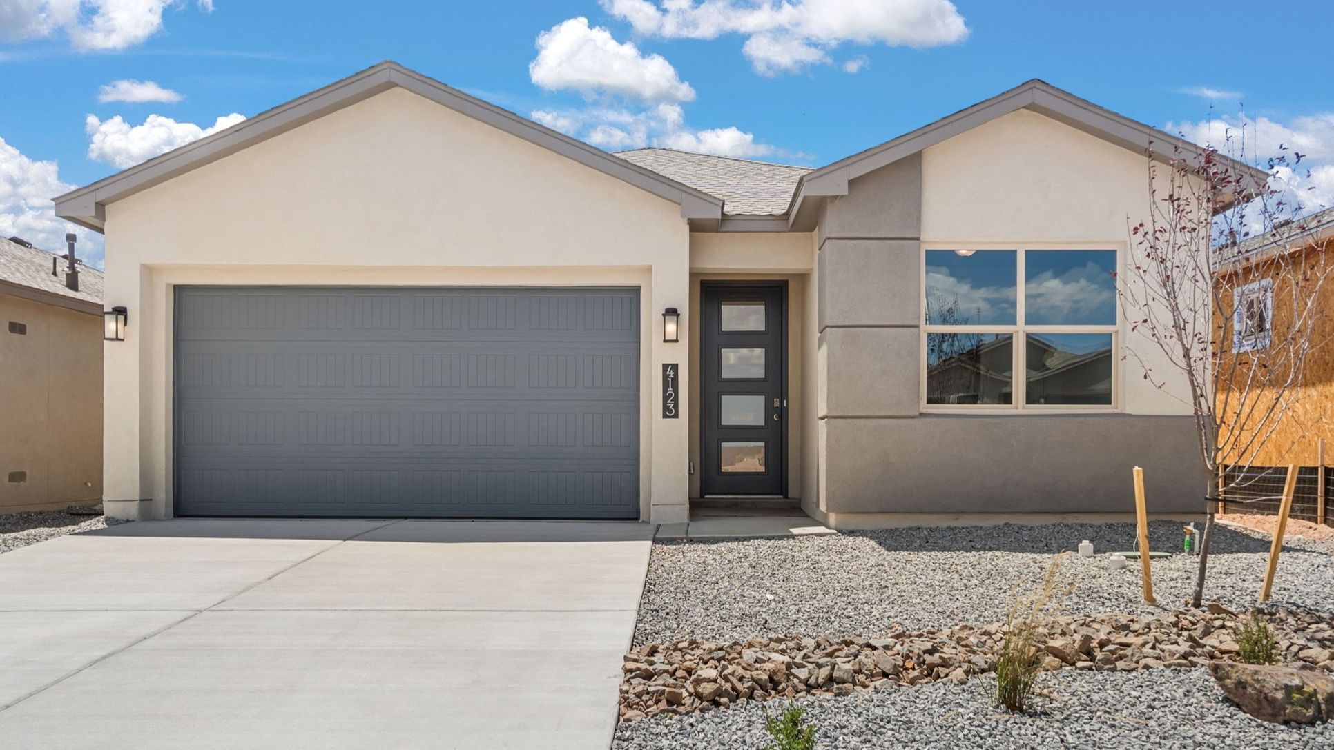 Exterior:Elevation Image 0.