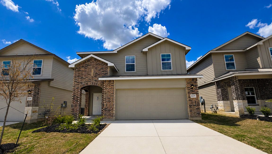 Exterior:Elevation Image 0.