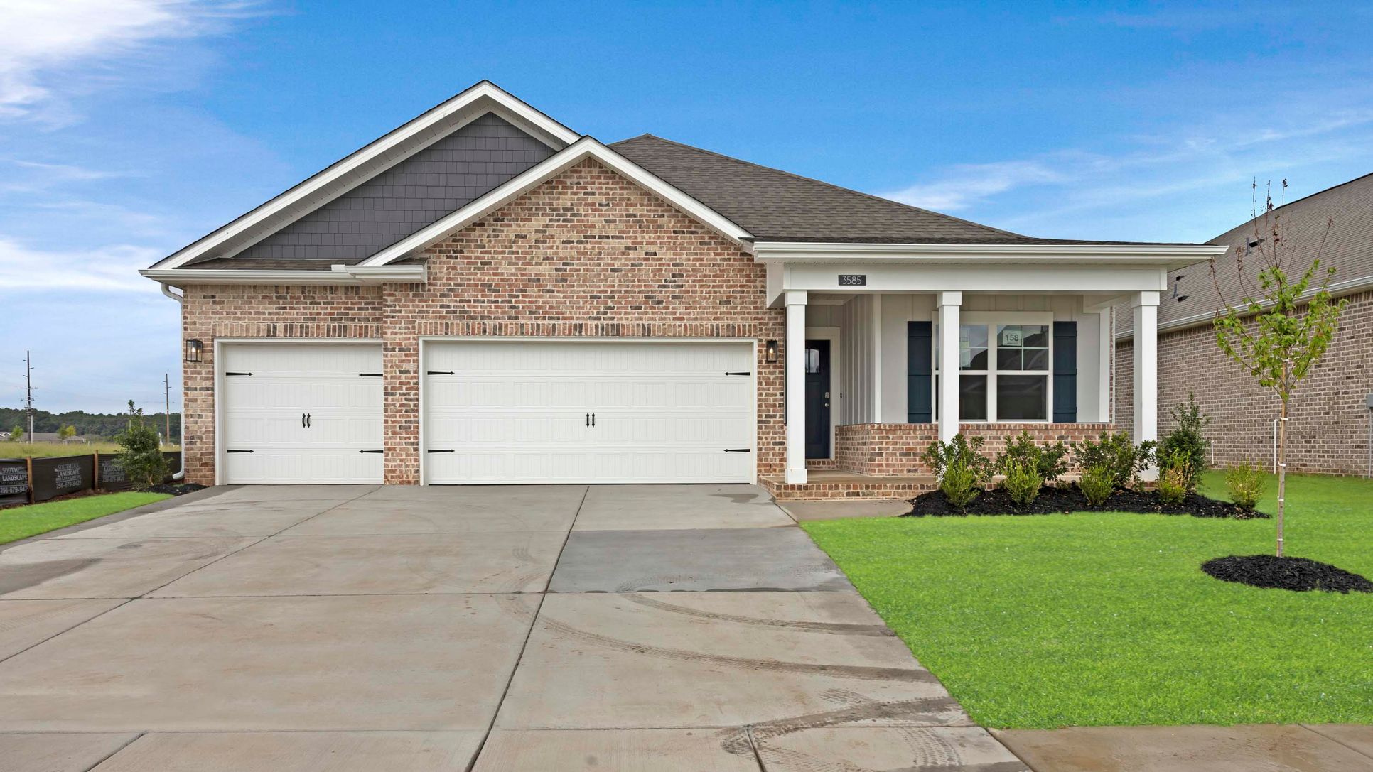 Exterior:Elevation Image 0.