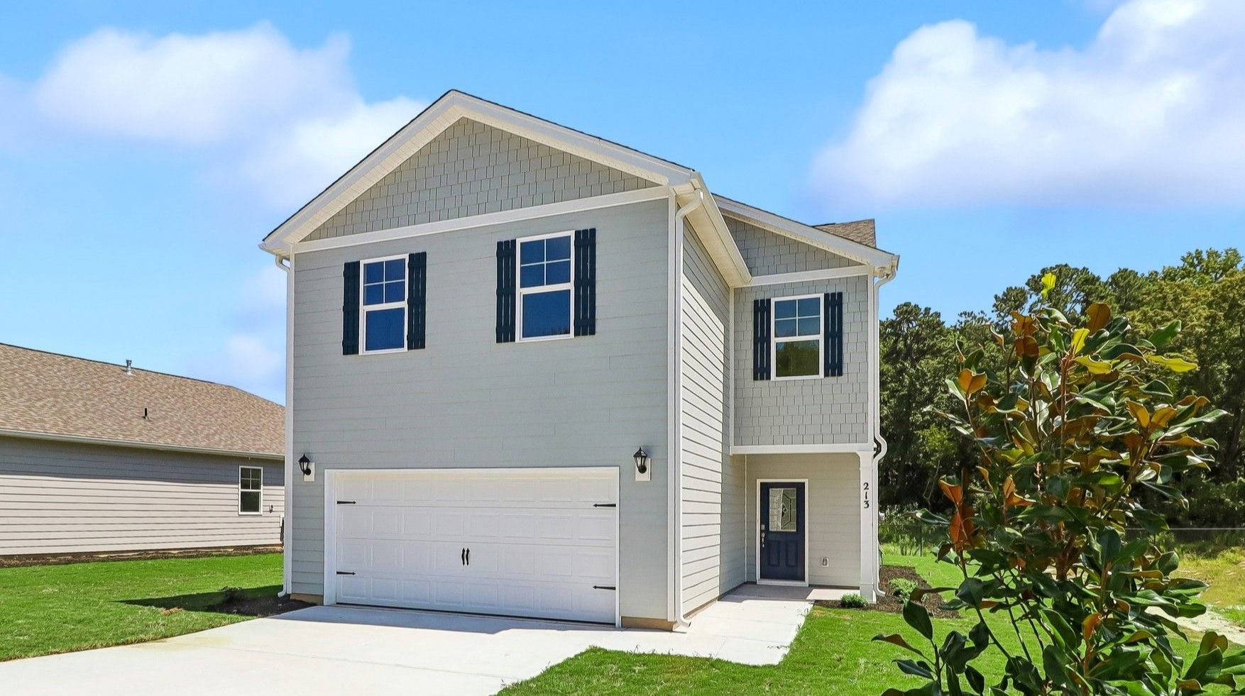 Exterior:Elevation Image 0.