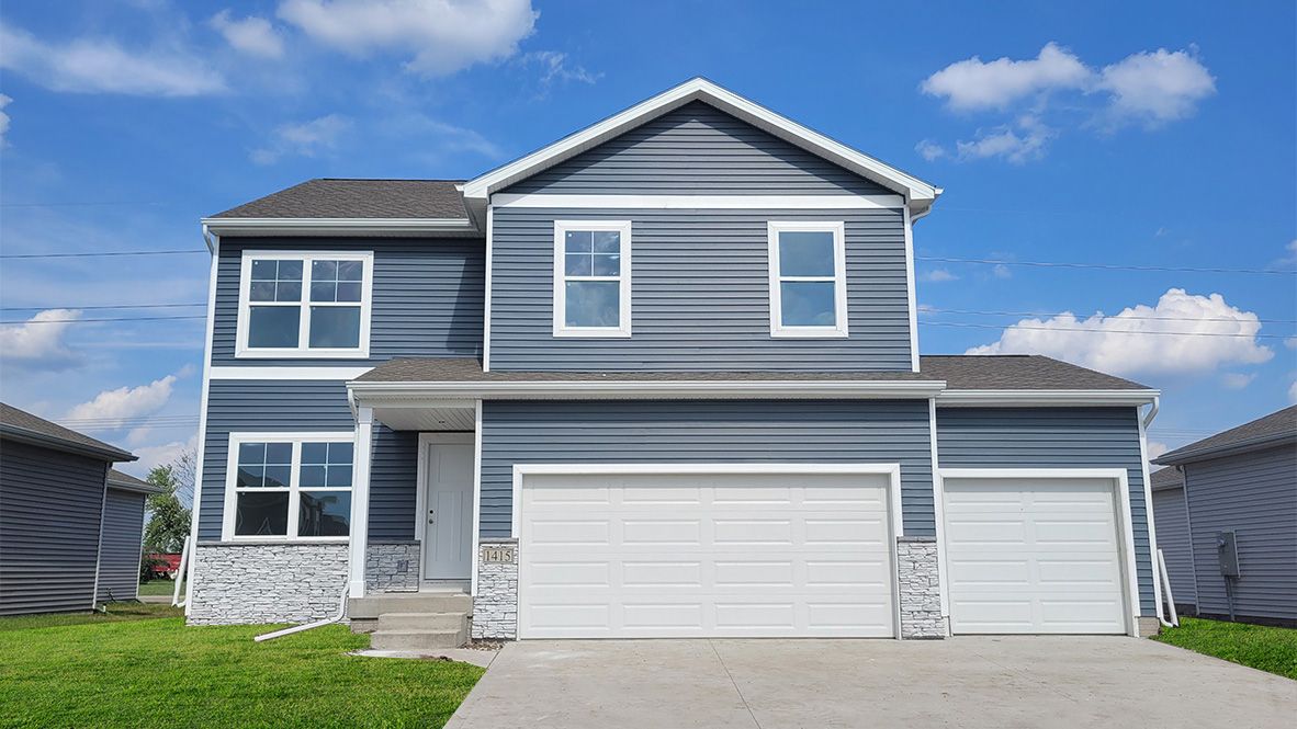 Exterior:Elevation Image 0.