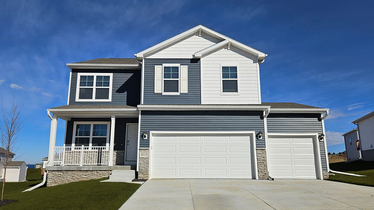 Exterior:Elevation Image 0.