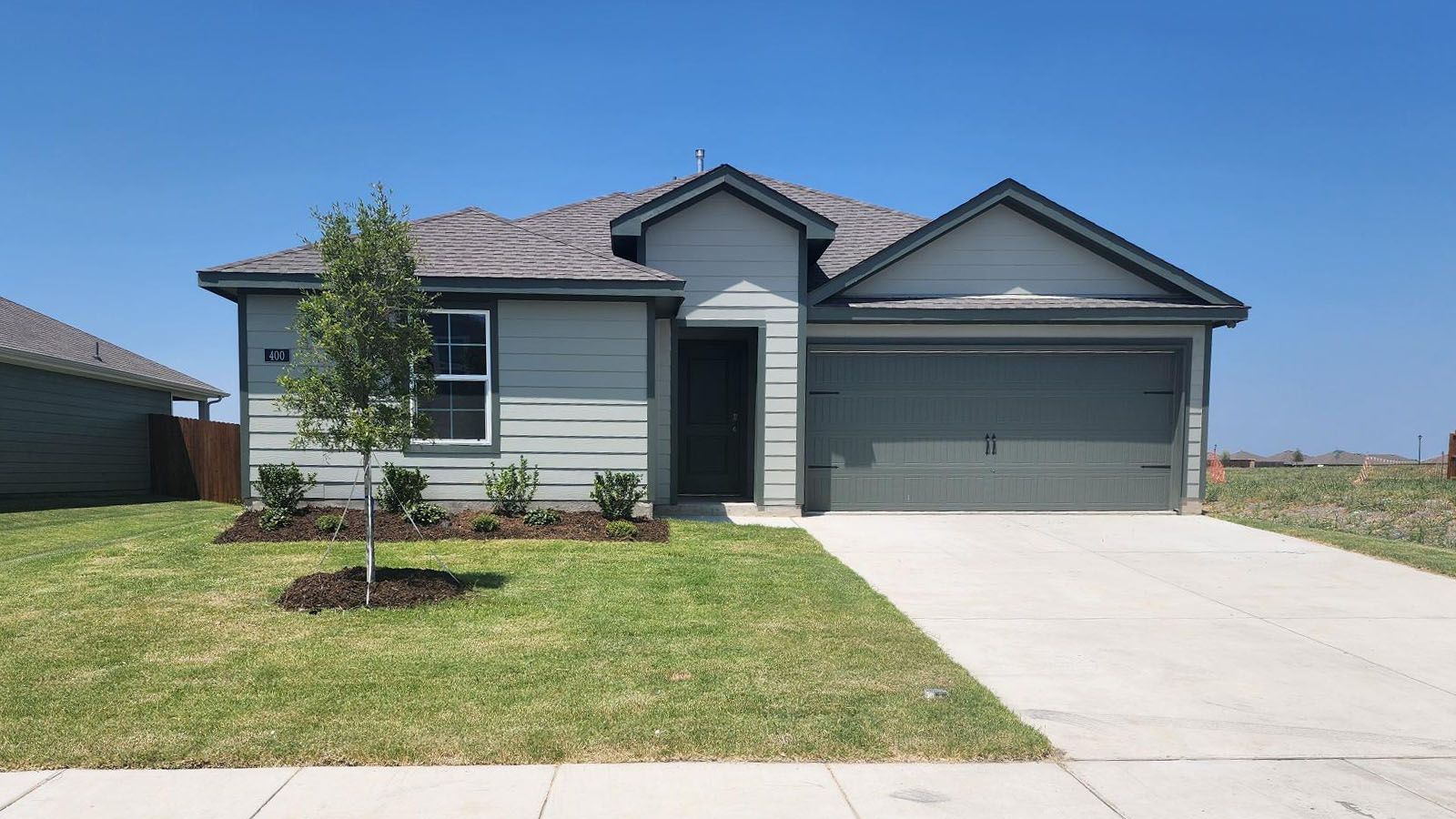 Exterior:Elevation Image 0.