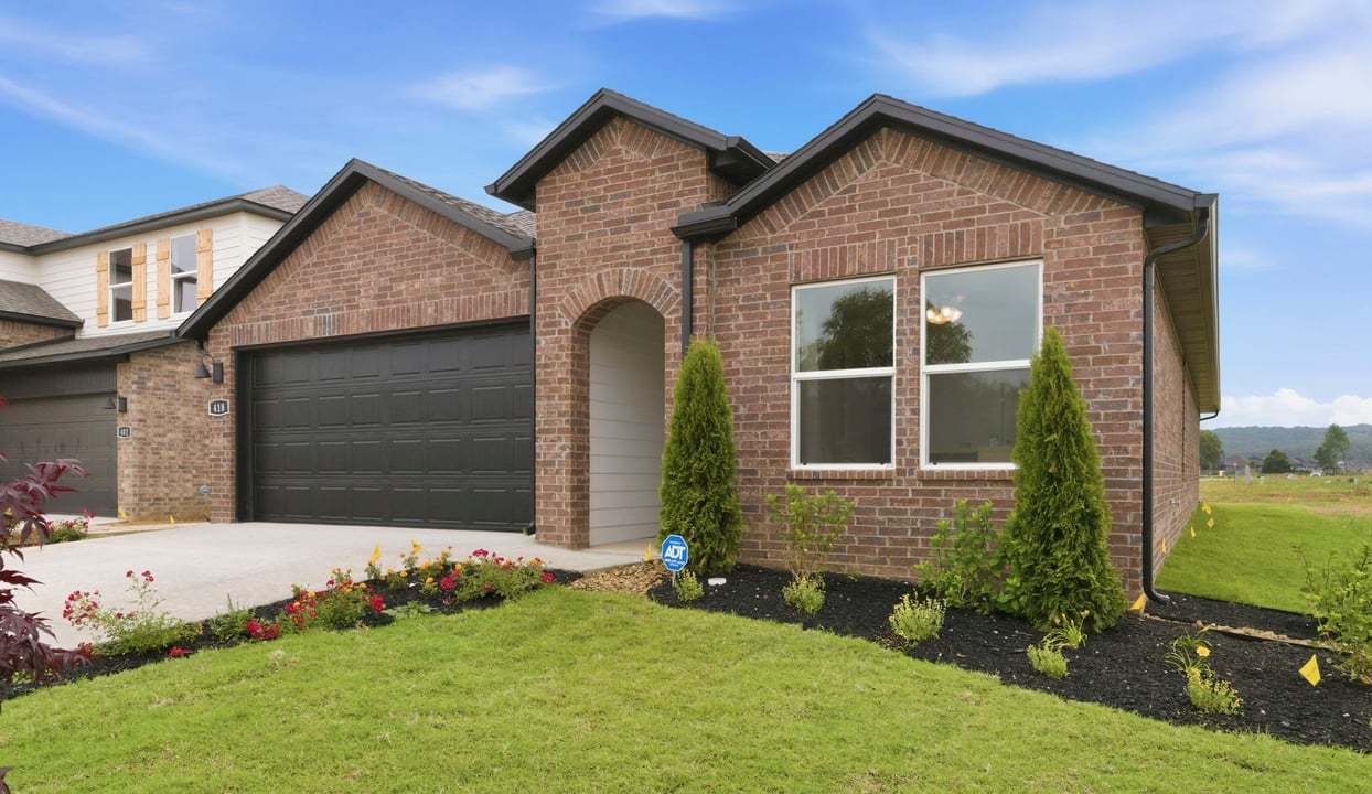 Exterior:Elevation Image 0.