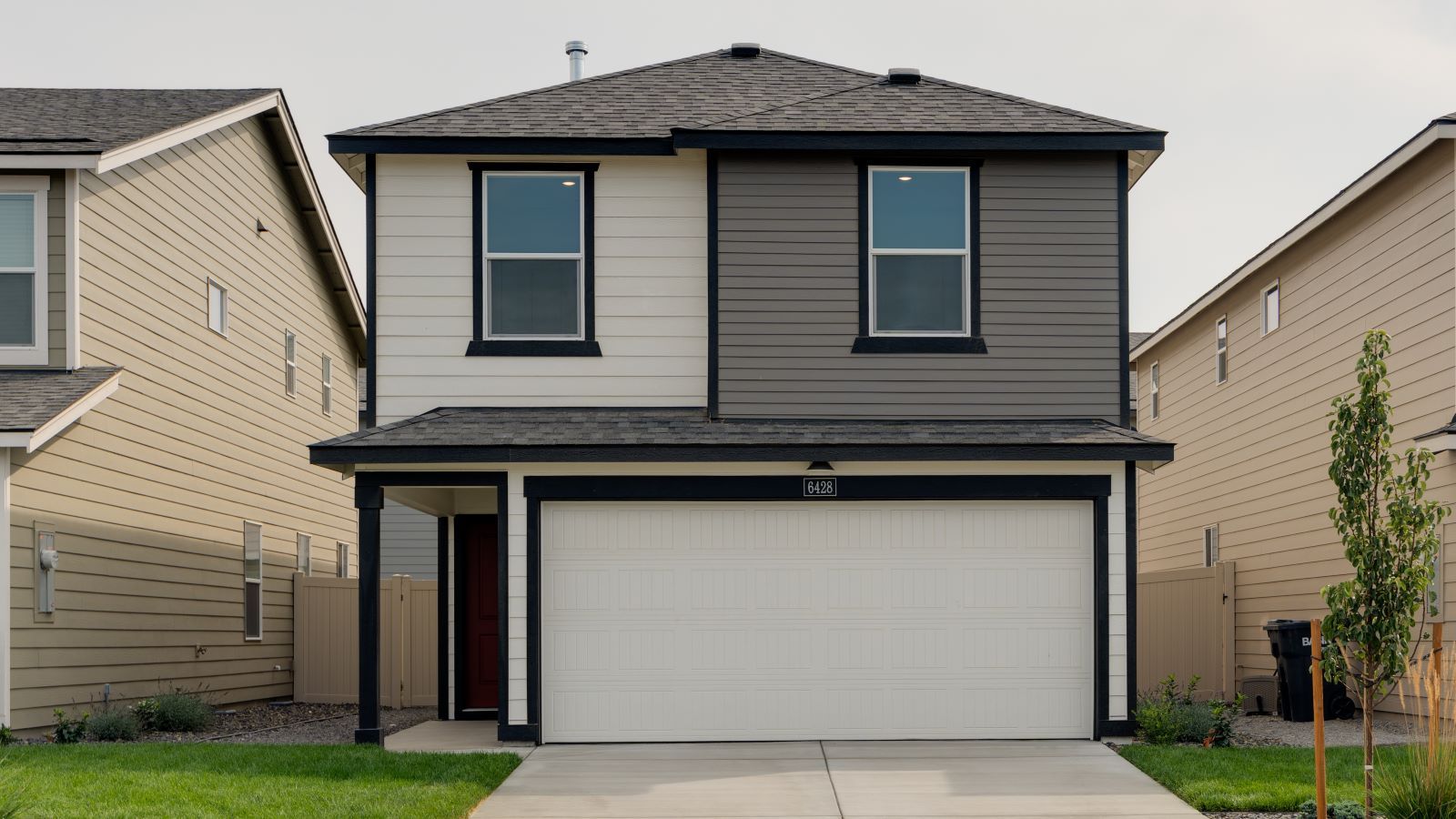 Exterior:Elevation Image 0.