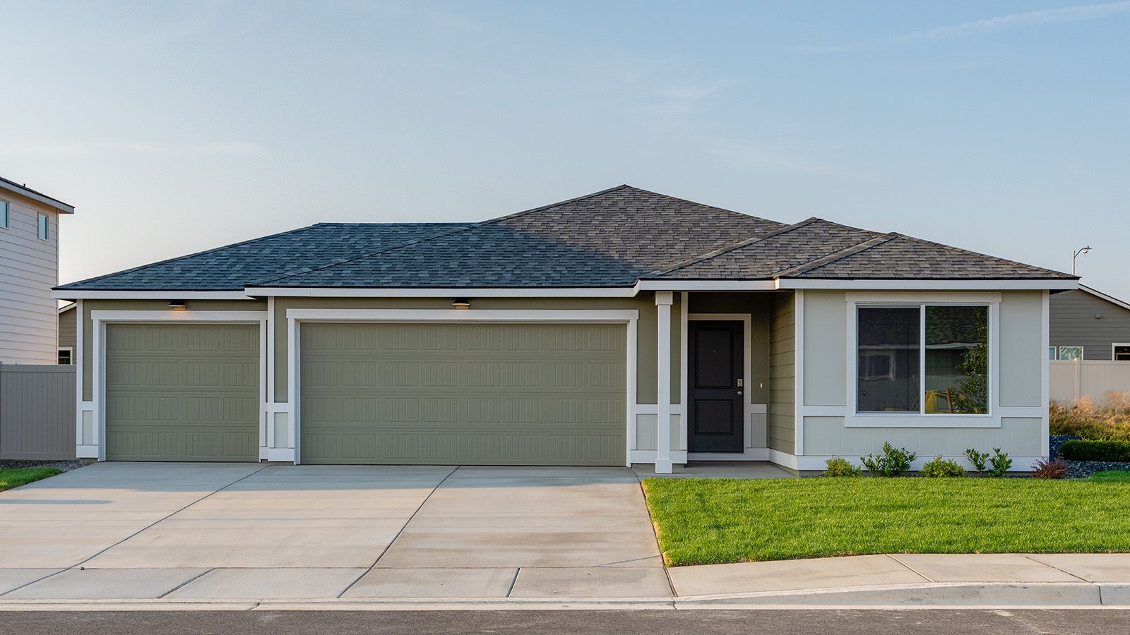 Exterior:Elevation Image 0.