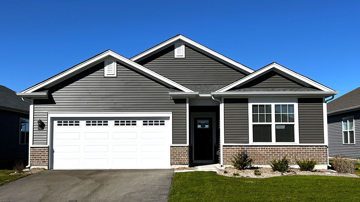 Exterior:Elevation Image 0.