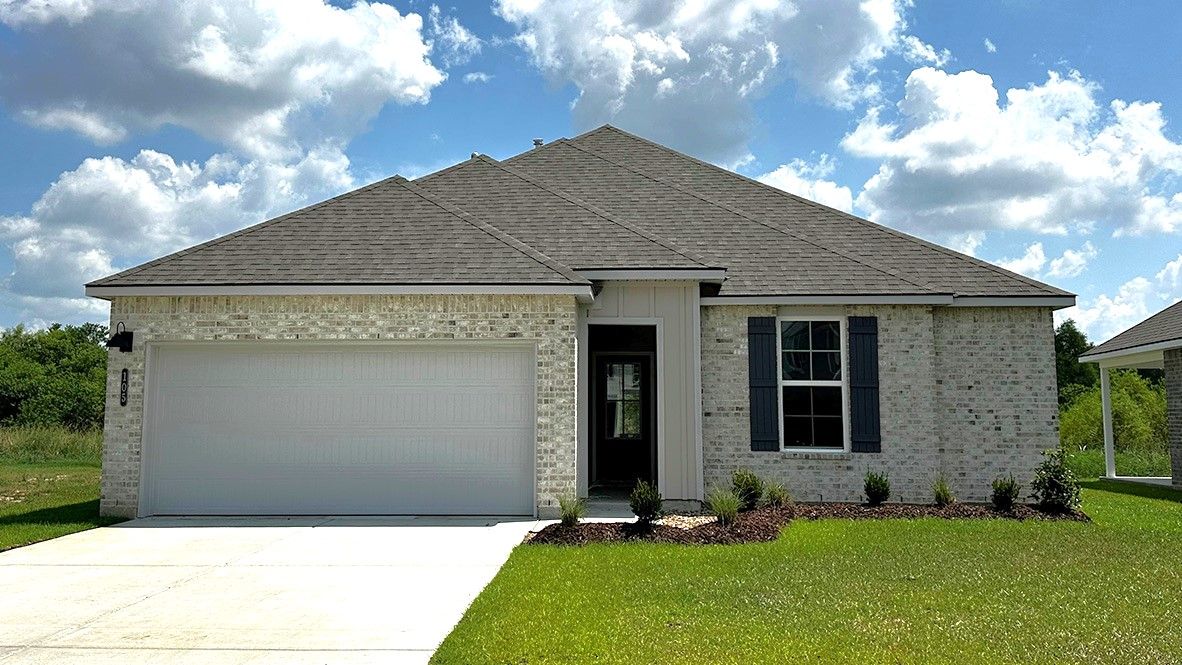 Exterior:Elevation Image 0.