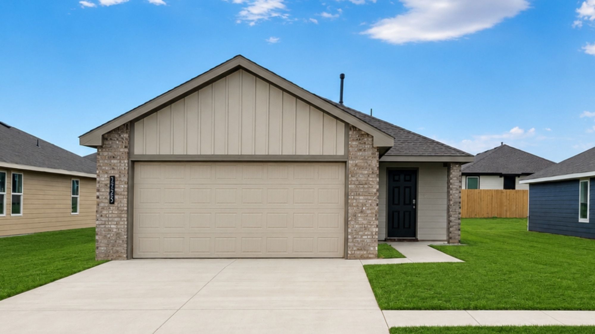 Exterior:Elevation Image 0.