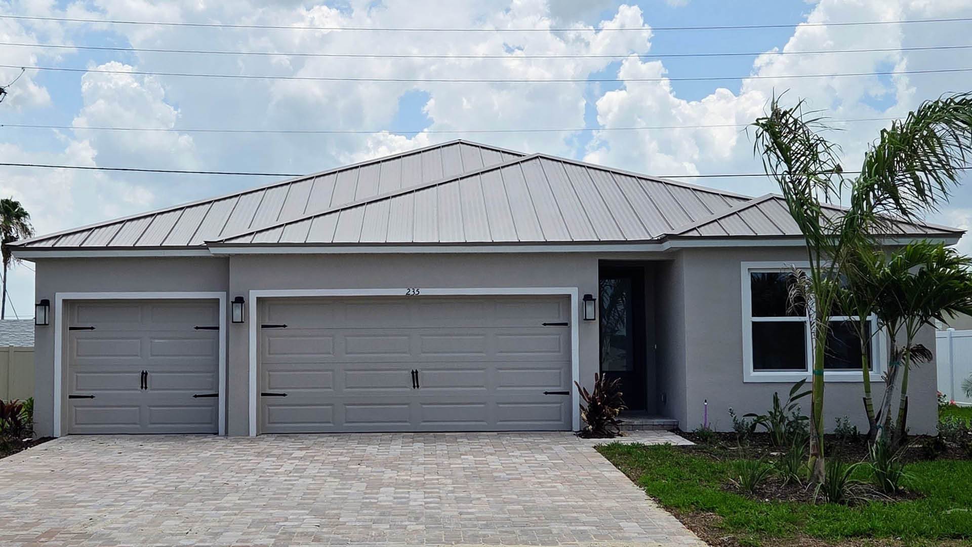 Exterior:Elevation Image 0.