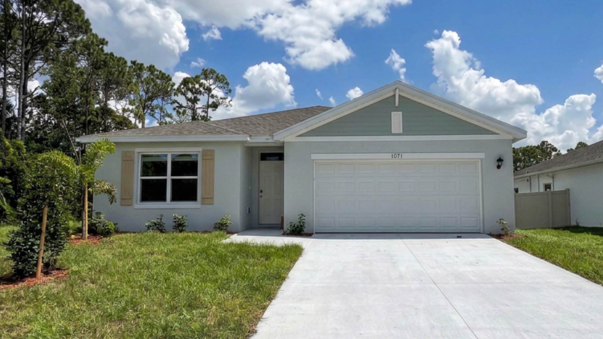 Exterior:Elevation Image 0.