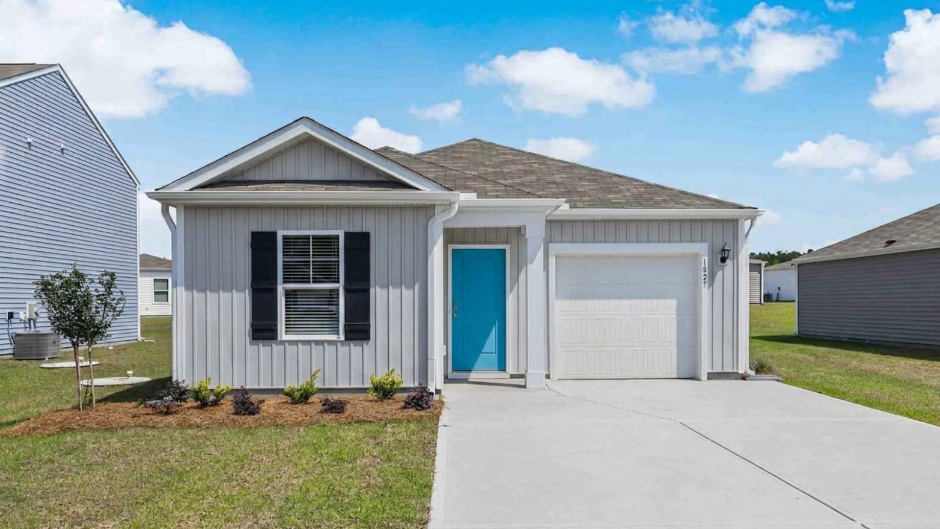 Exterior:Elevation Image 0.