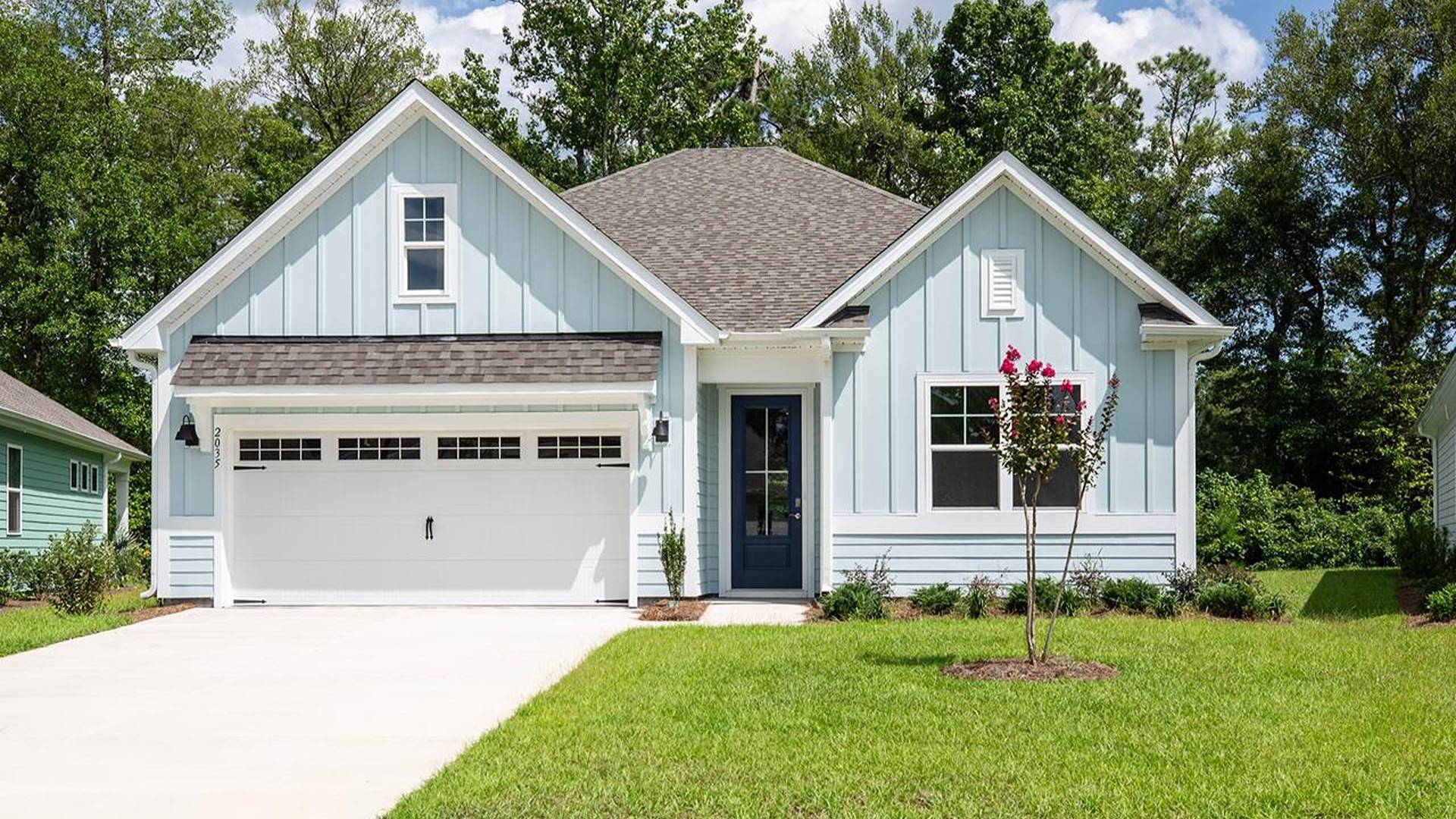 Exterior:Elevation Image 0.