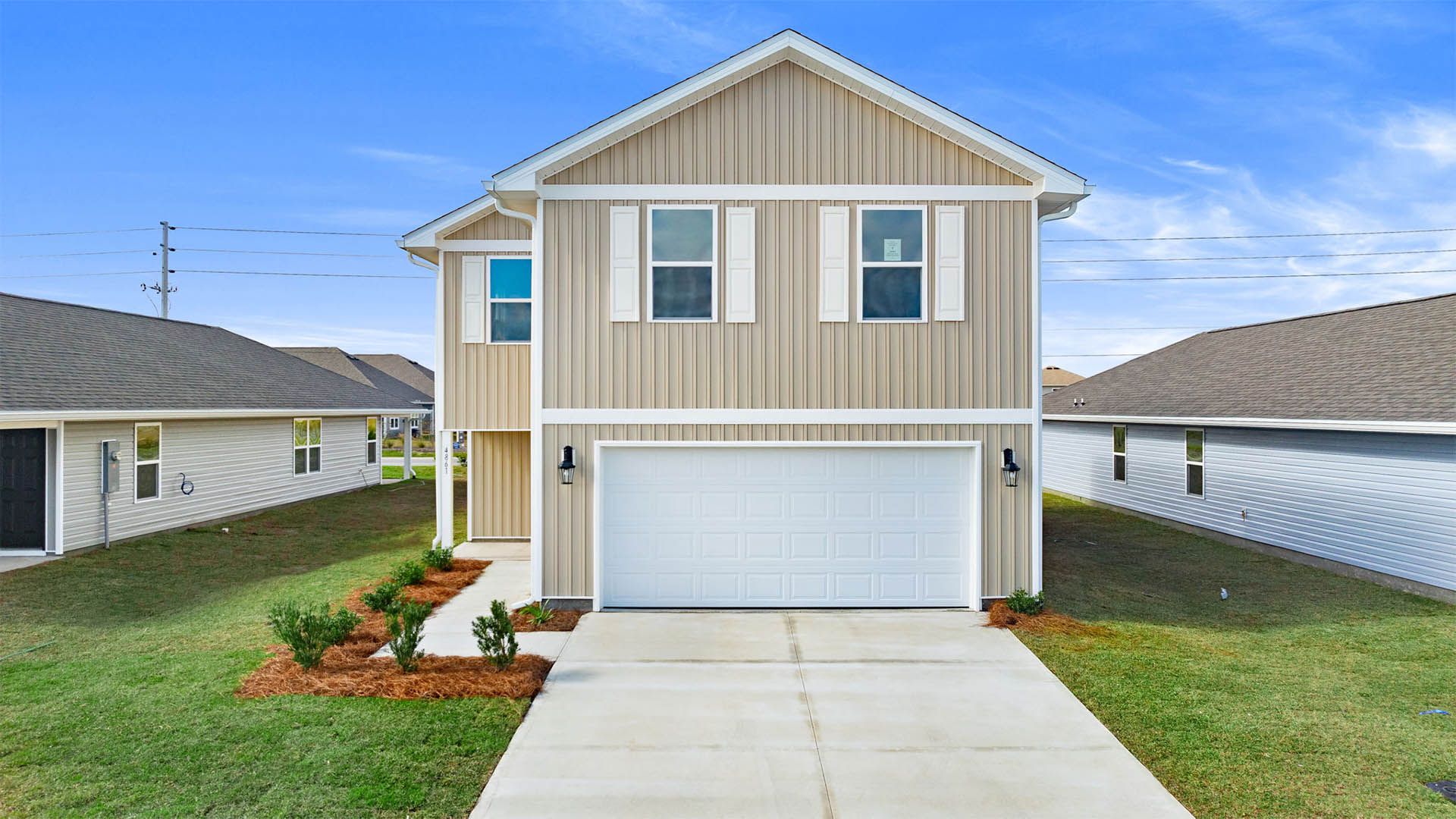 Exterior:Elevation Image 0.
