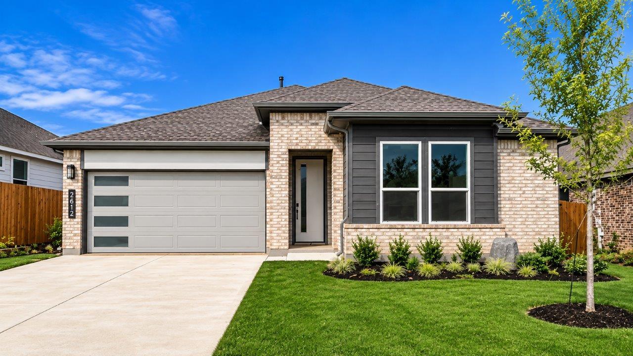 Exterior:Elevation Image 0.