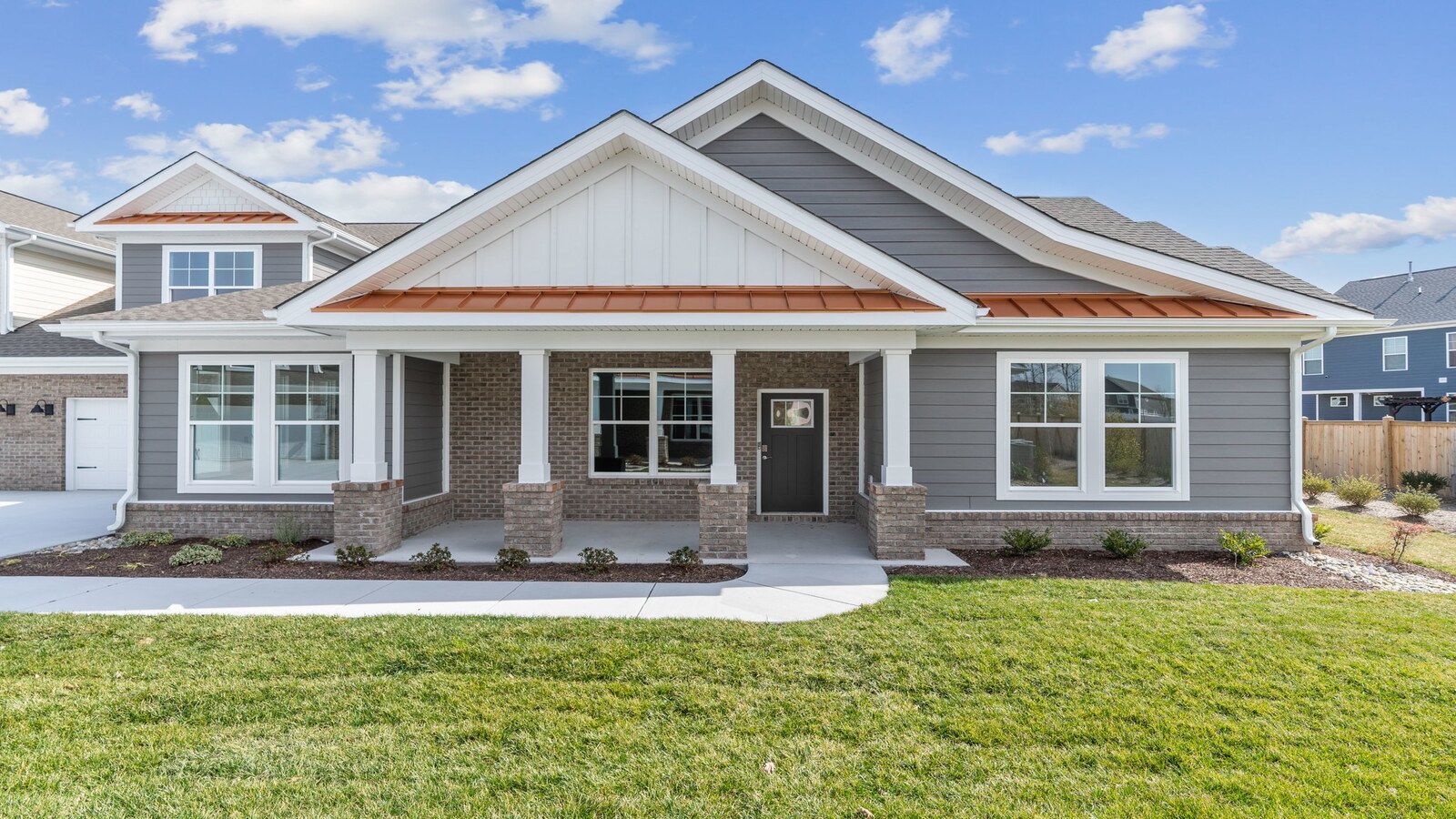 Exterior:Elevation Image 0.