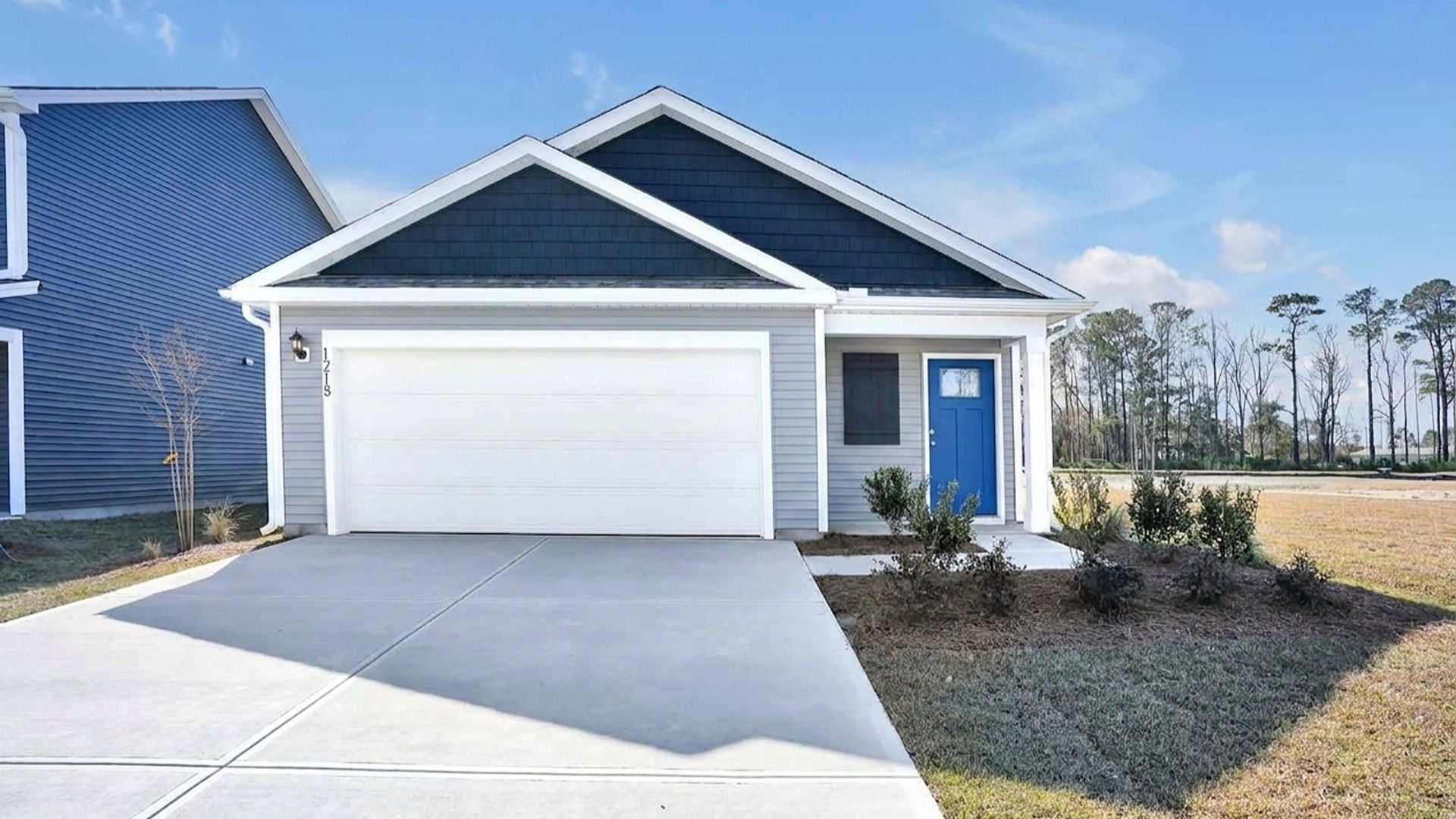 Exterior:Elevation Image 0.