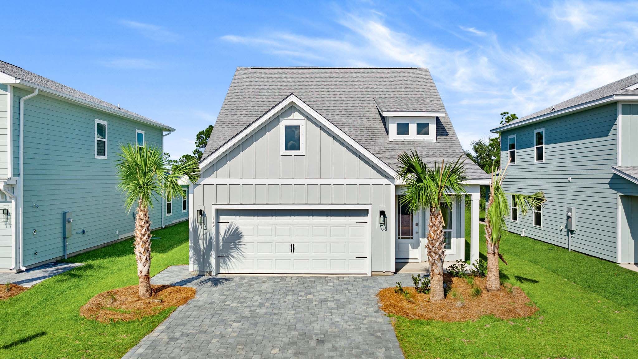 Exterior:Elevation Image 0.