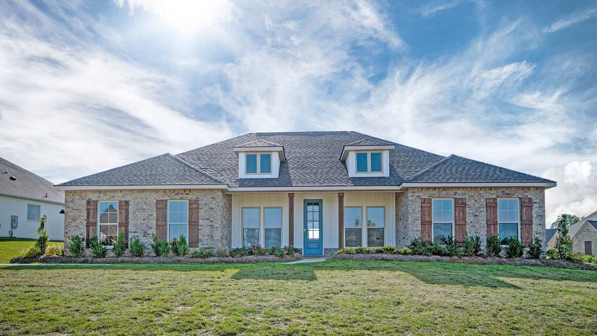Exterior:Elevation Image 0.