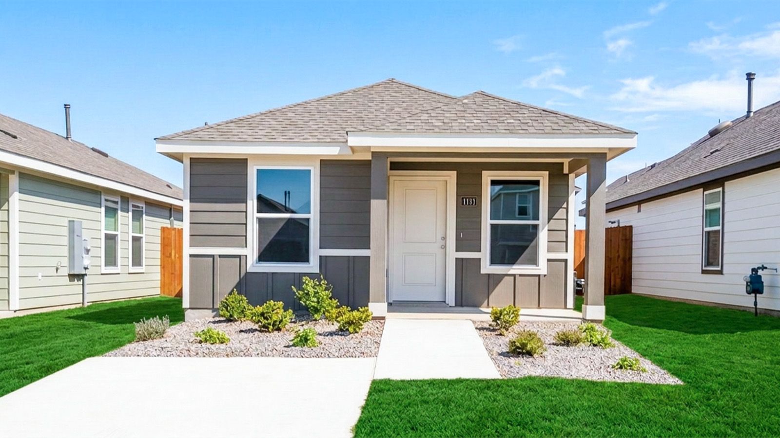 Exterior:Elevation Image 0.