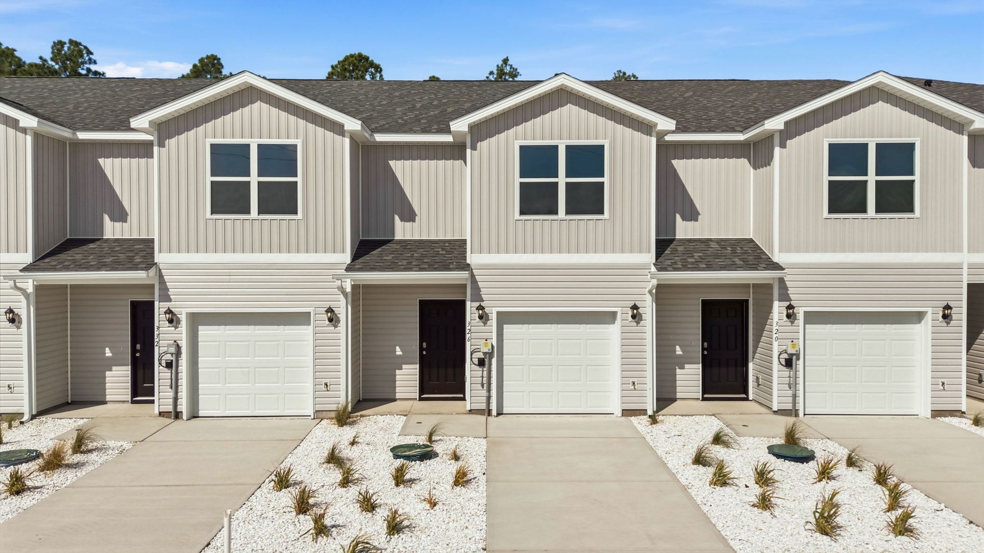 Exterior:Elevation Image 0.