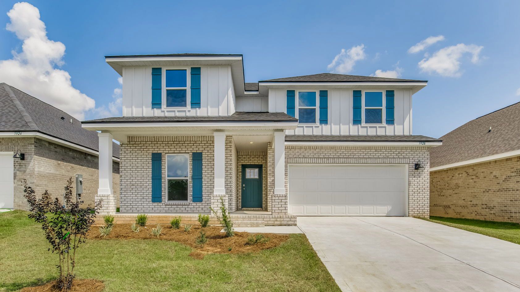 Exterior:Elevation Image 0.
