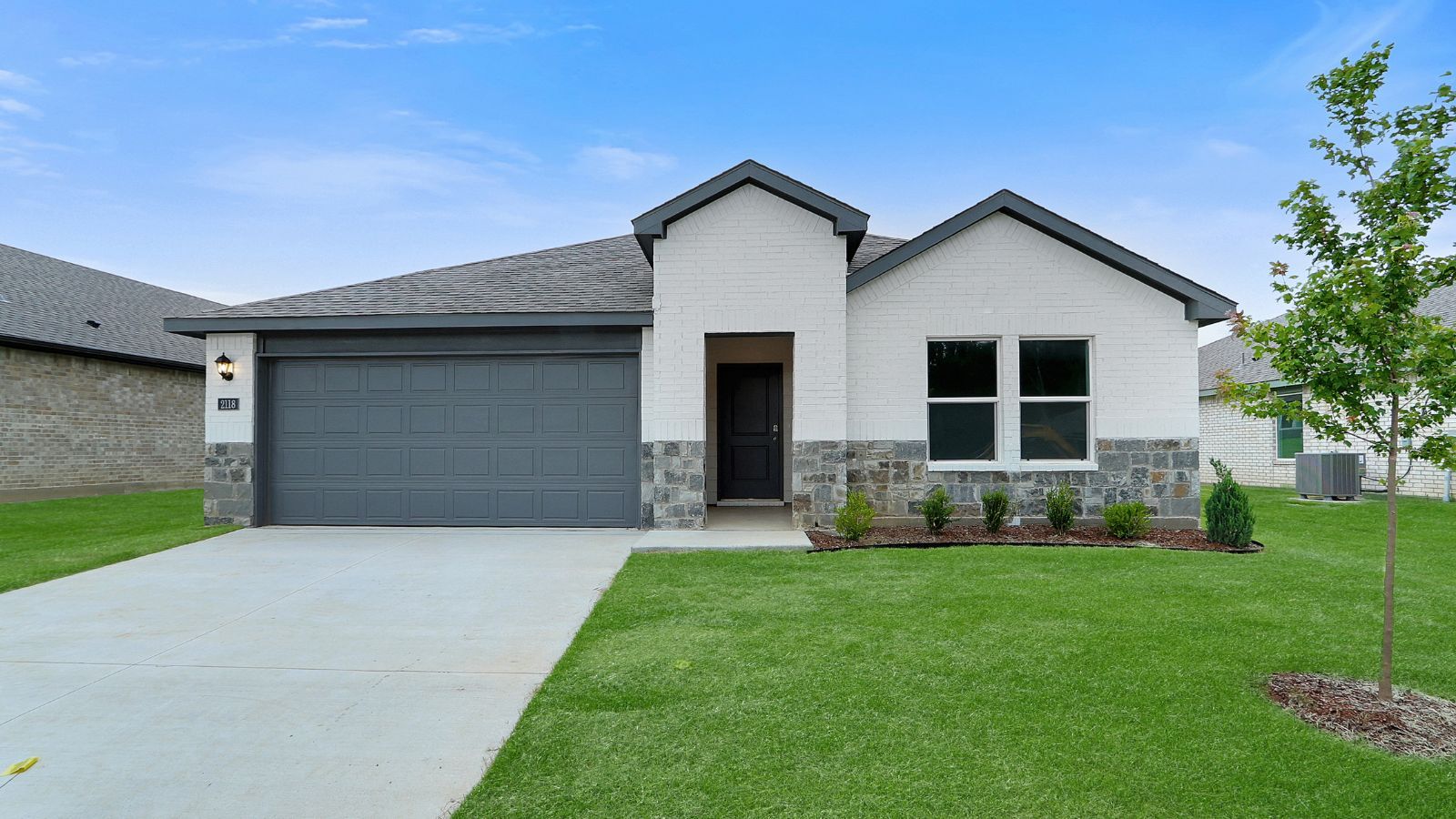 Exterior:Elevation Image 0.