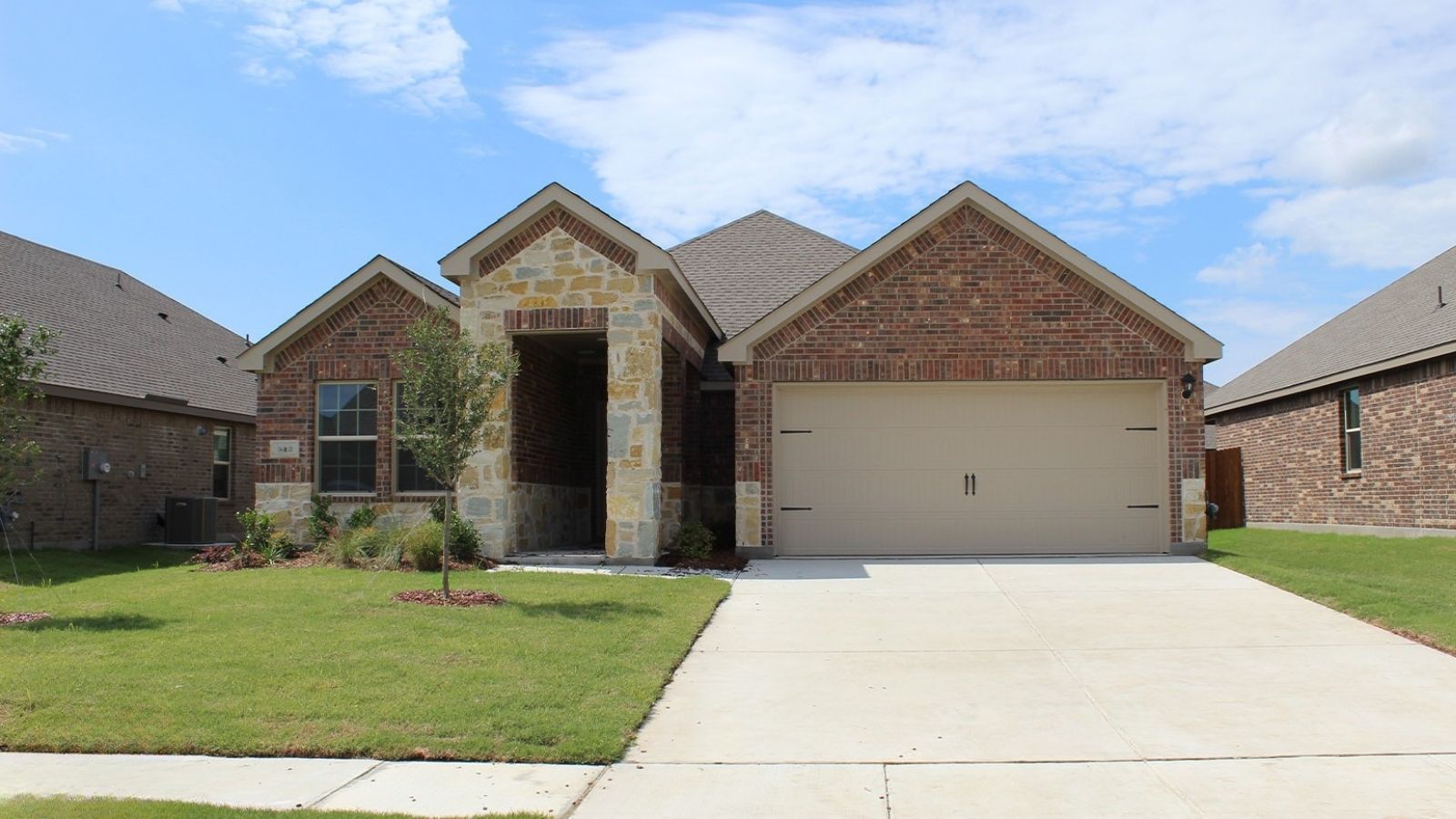 Exterior:Elevation Image 0.