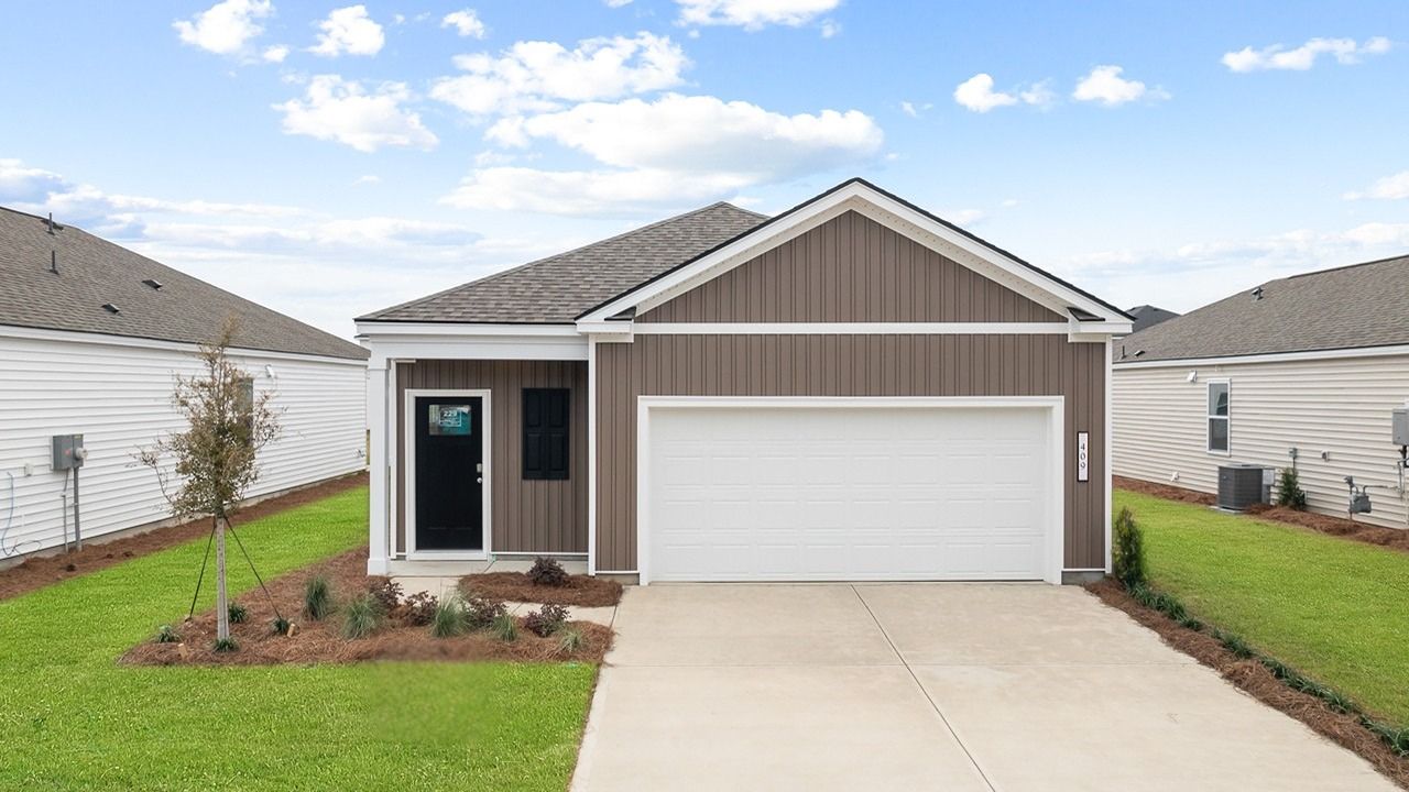 Exterior:Elevation Image 0.