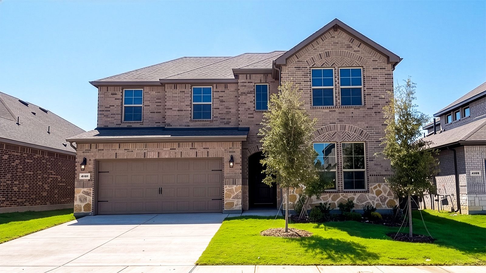 Exterior:Elevation Image 0.