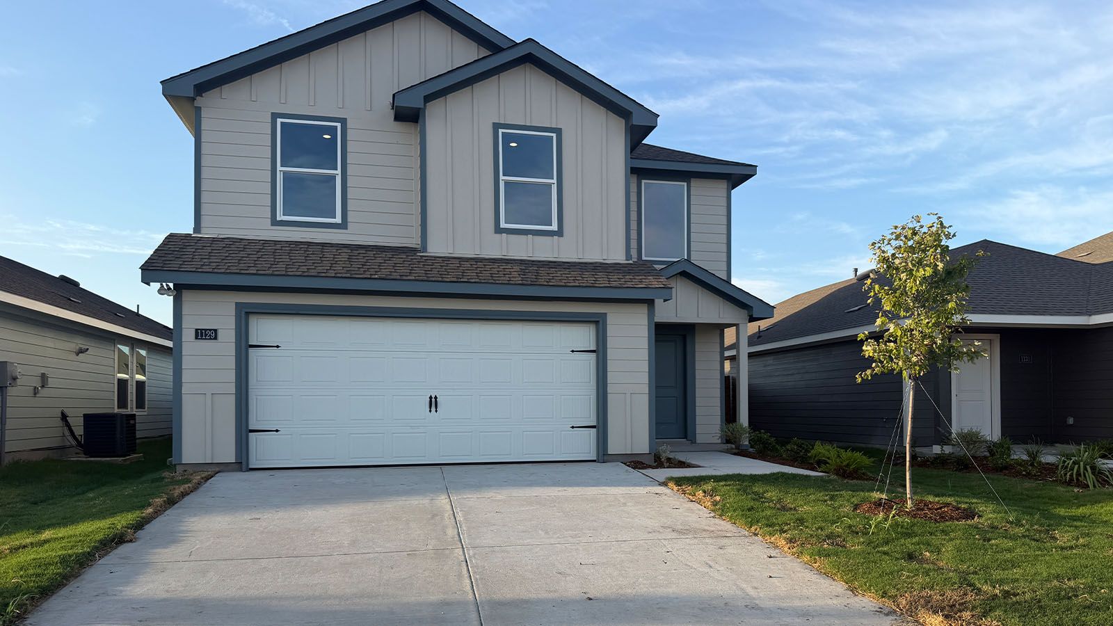 Exterior:Elevation Image 0.