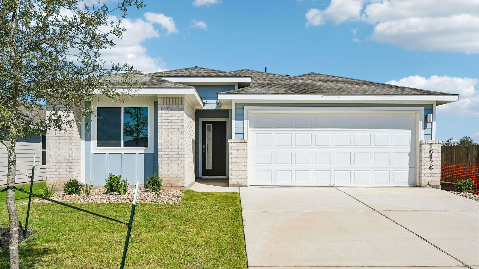 Exterior:Elevation Image 0.