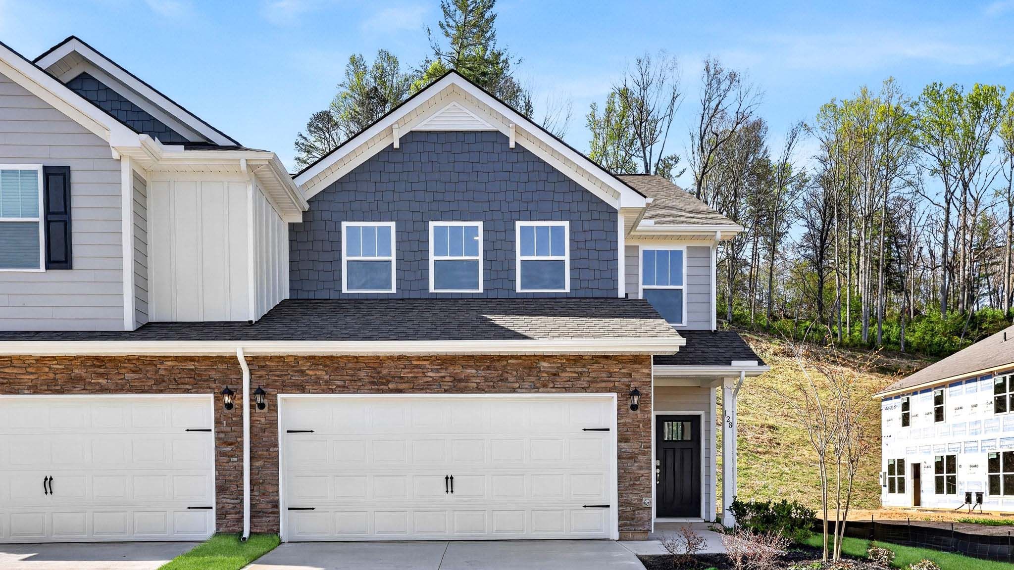 Exterior:Elevation Image 0.