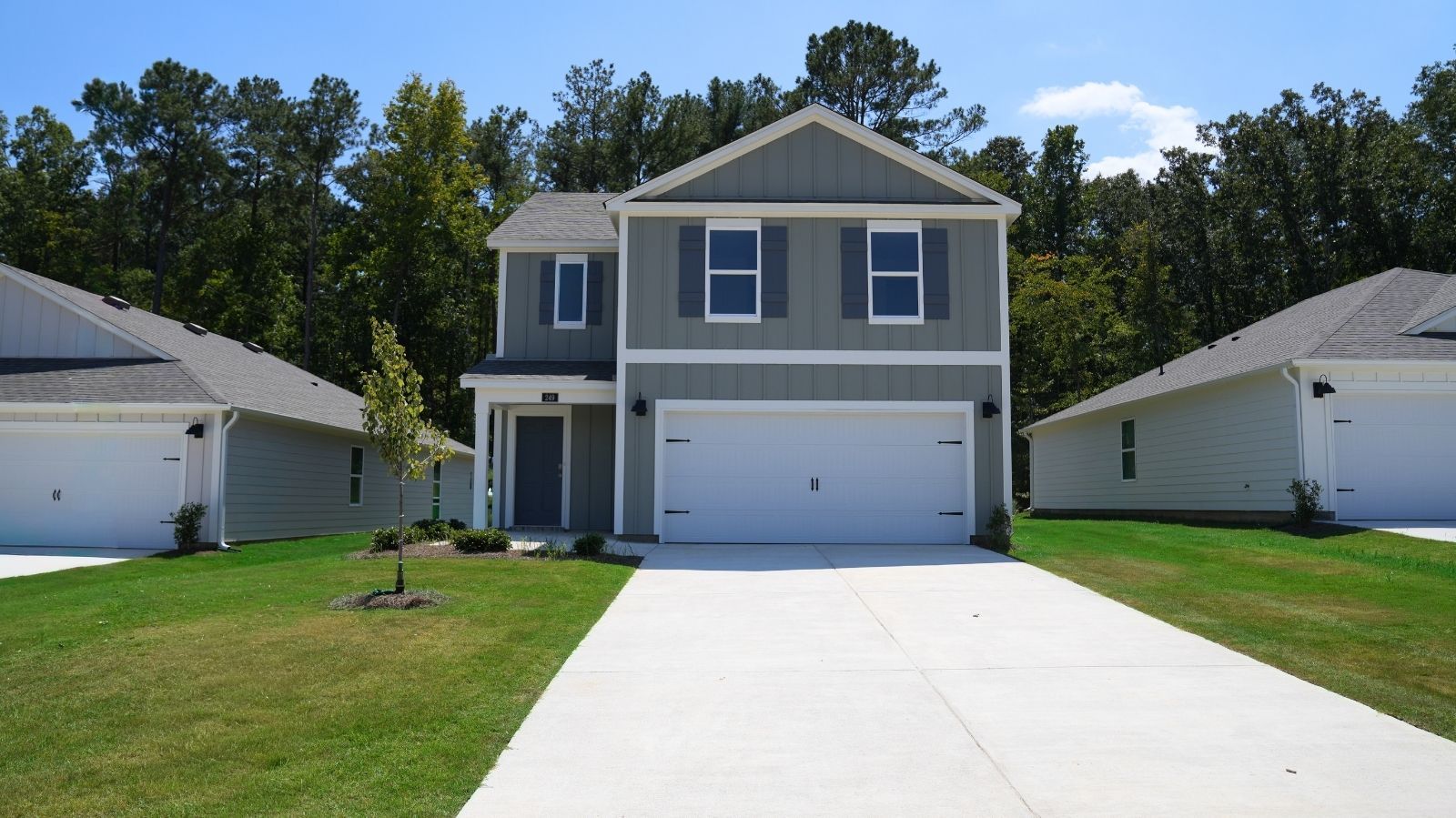 Exterior:Elevation Image 0.