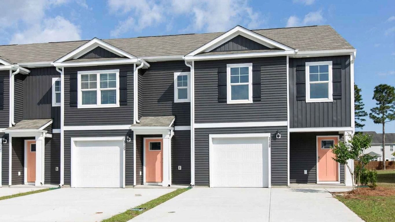 Exterior:Elevation Image 0.