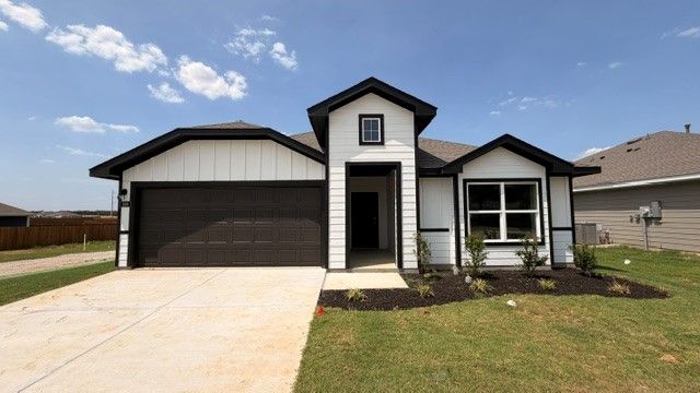 Exterior:Elevation Image 0.
