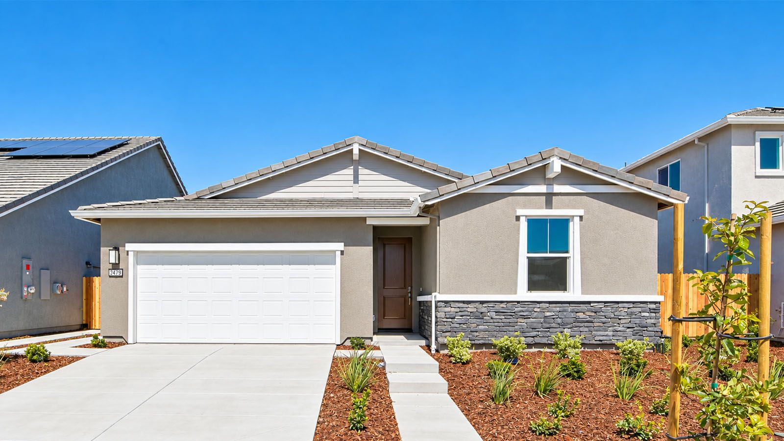 Exterior:Elevation Image 0.