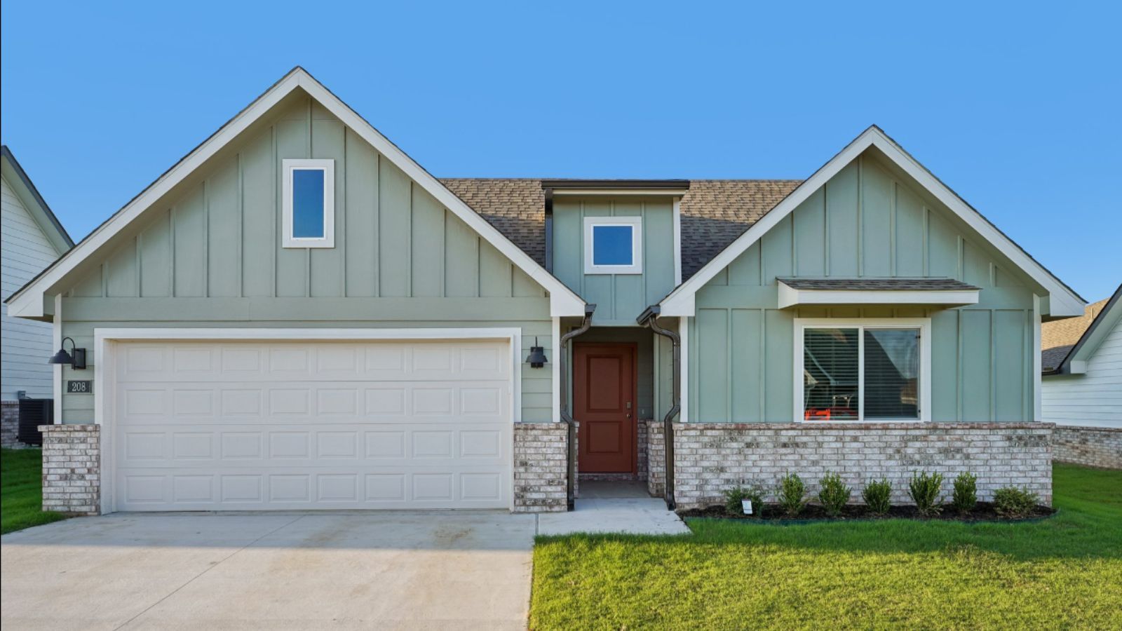 Exterior:Elevation Image 0.