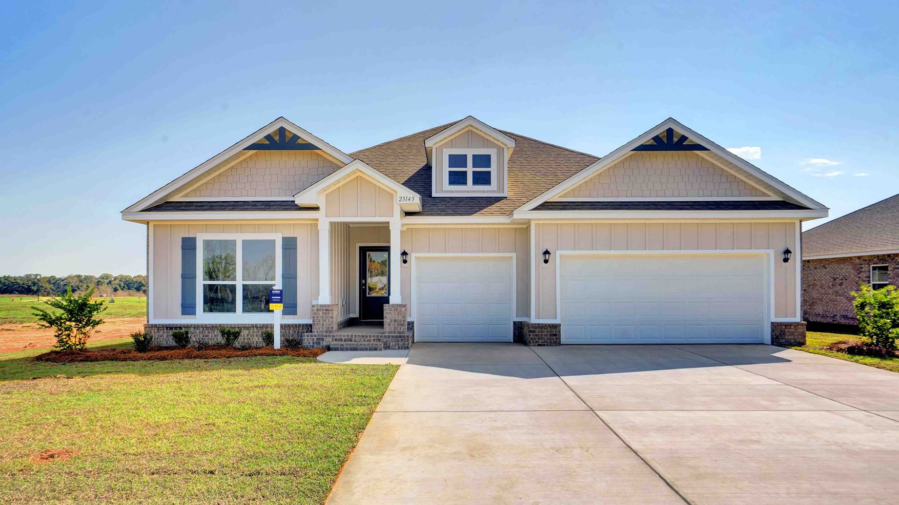 Exterior:Elevation Image 0.