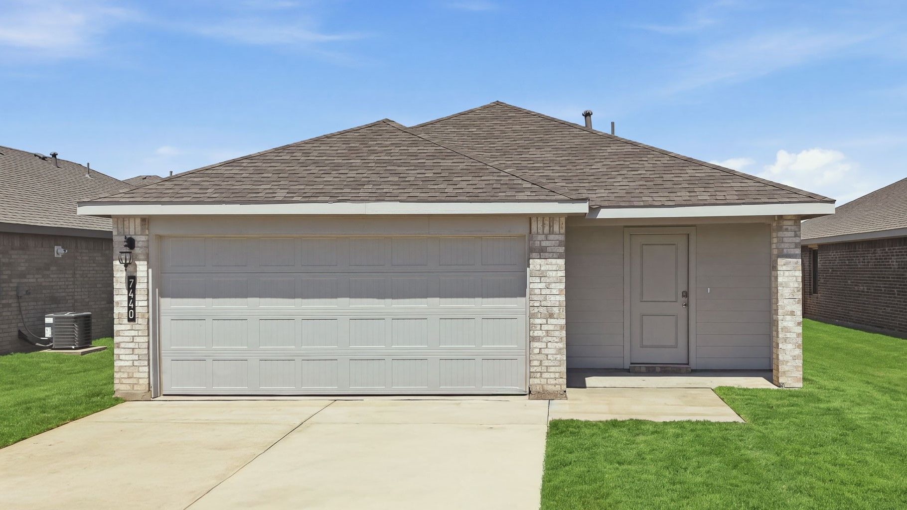 Exterior:Elevation Image 0.