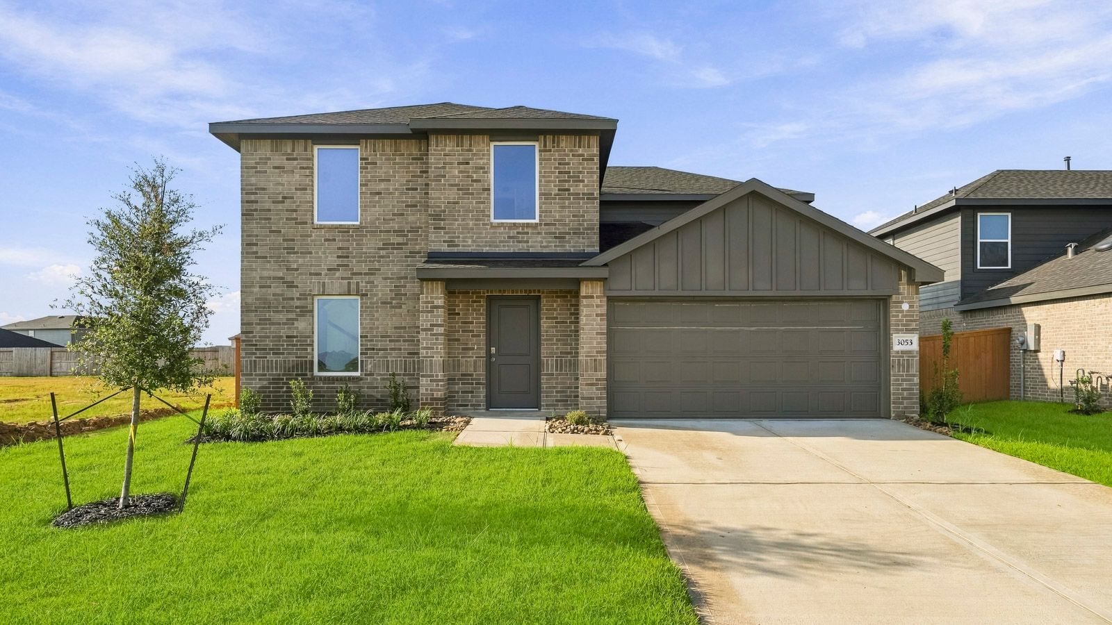 Exterior:Elevation Image 0.