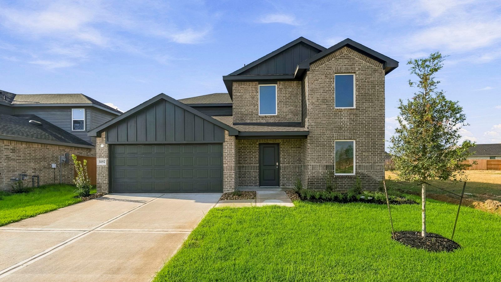 Exterior:Elevation Image 0.