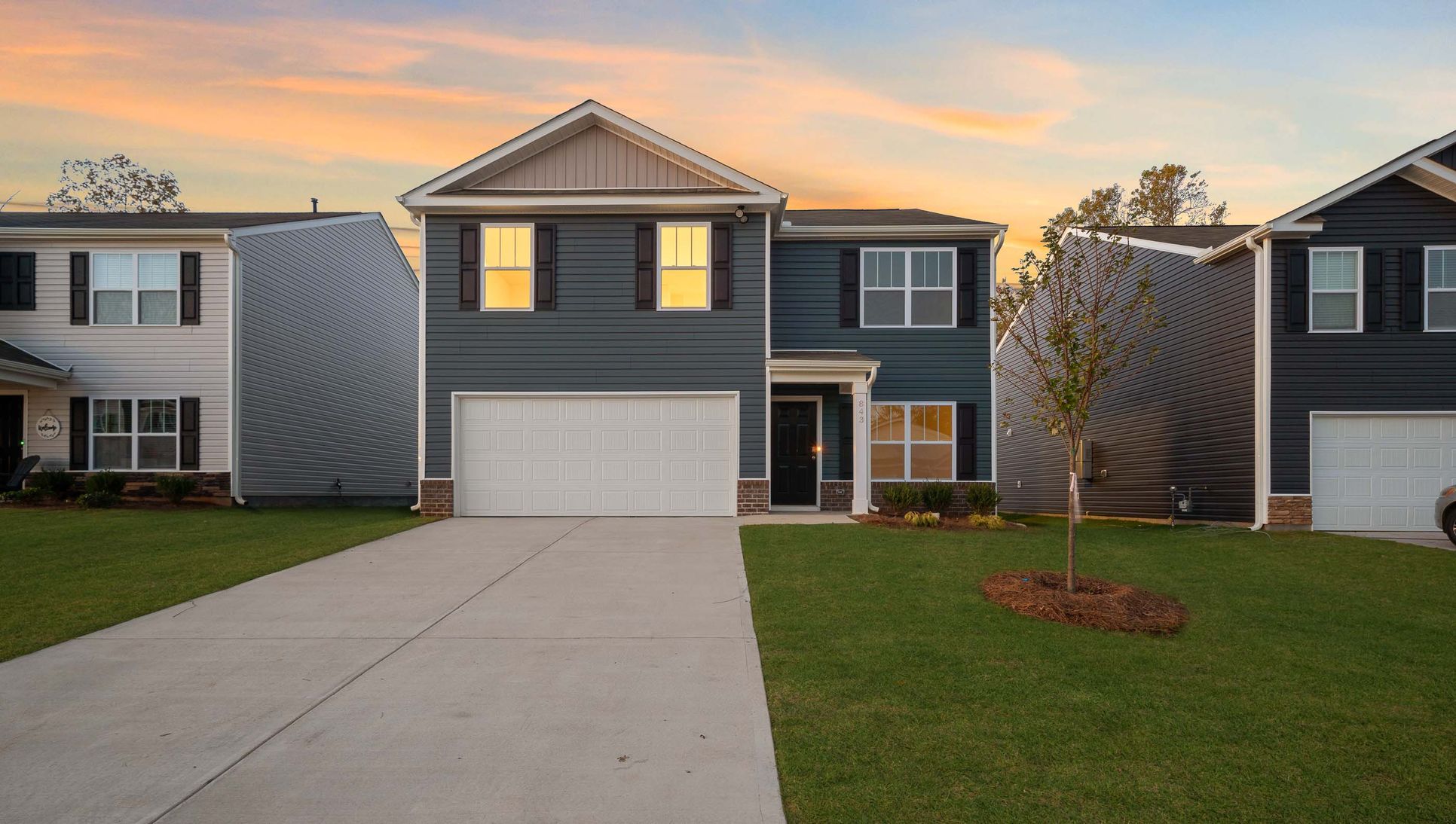 Exterior:Elevation Image 0.